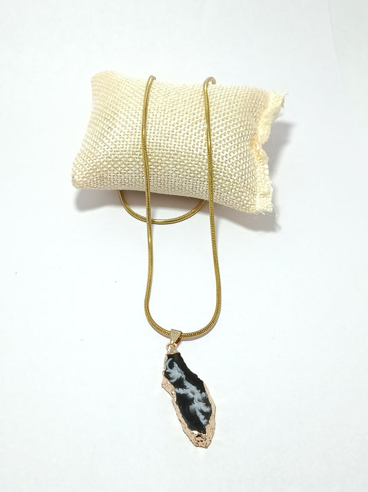 Noir Stone Elegance Pendant with Chain - Dimplora