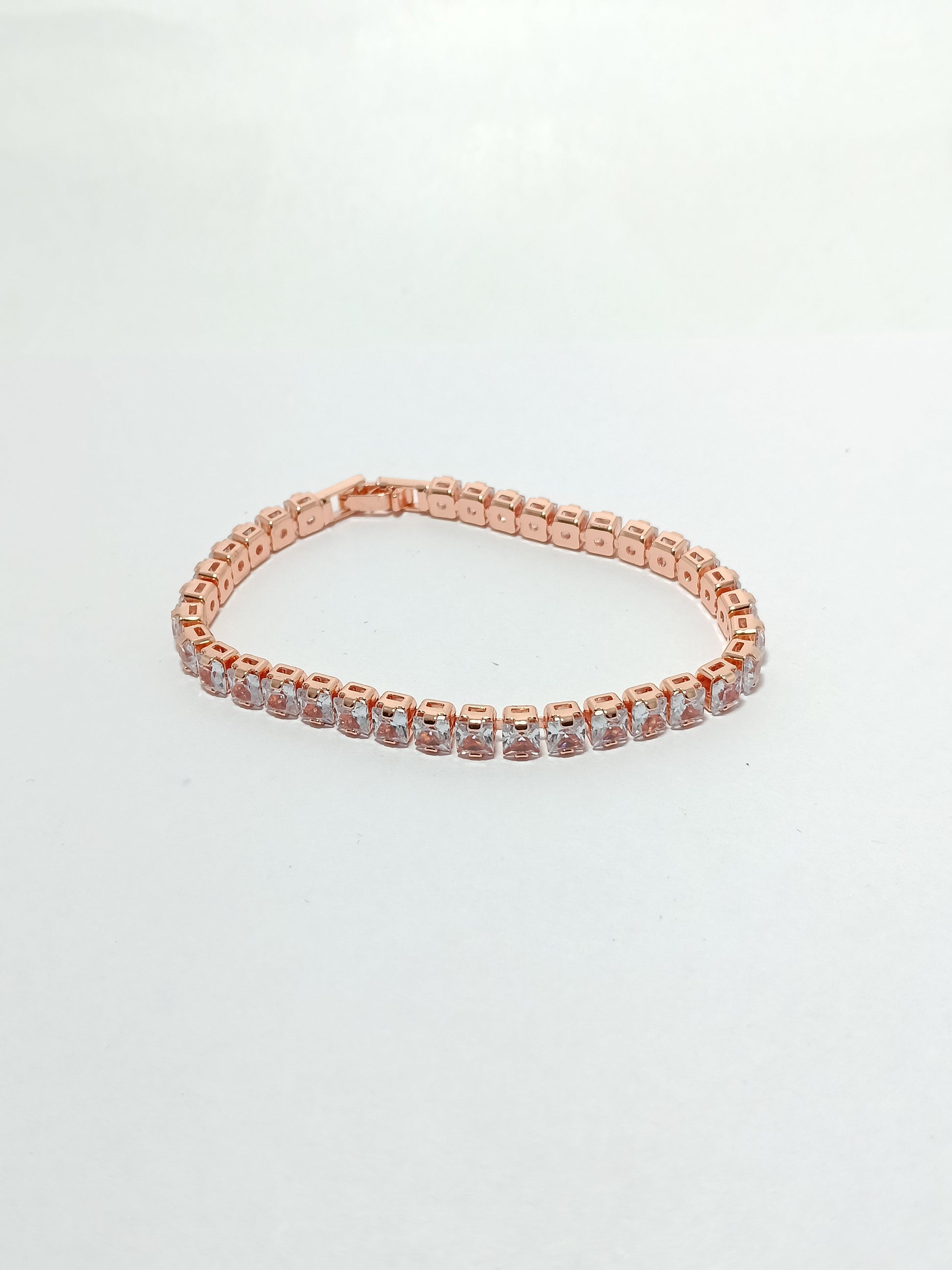 Crystal Radiance Bracelet - Dimplora