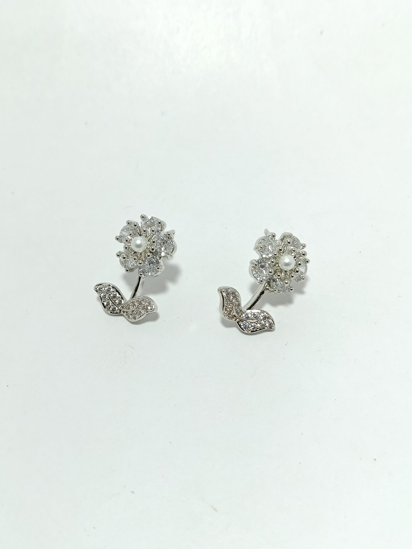 Dimplora Elegant Pearl Bouquet Earrings