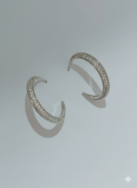 Sparkling C-Hoop Earrings - Dimplora